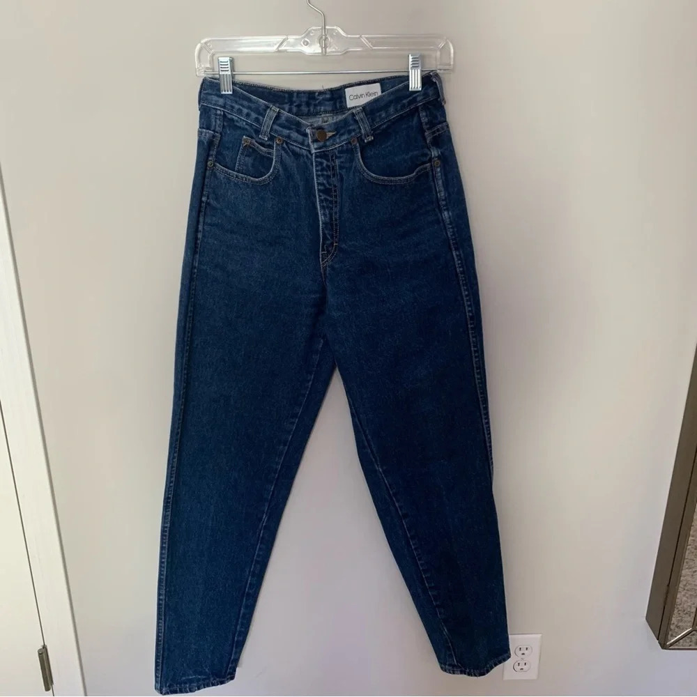 Vintage Calvin Klein High Waisted Rigid 100% Cotton Mom Jean Size 6